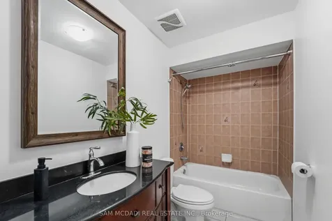 1220 Windbrook Grove Mississauga ON L5V 2V1