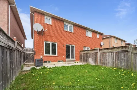 1220 Windbrook Grove Mississauga ON L5V 2V1