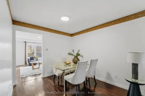 1220 Windbrook Grove Mississauga ON L5V 2V1