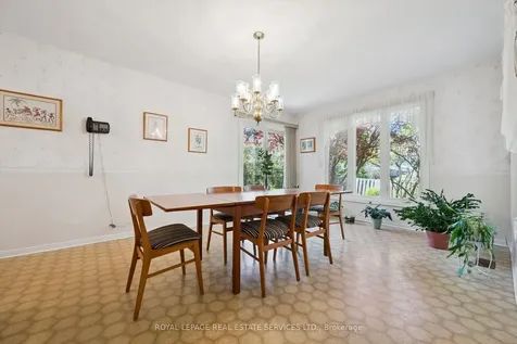 2067 Pen Street Oakville ON L6H 3L2