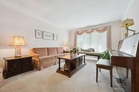 2067 Pen Street Oakville ON L6H 3L2