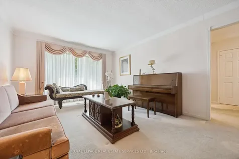 2067 Pen Street Oakville ON L6H 3L2