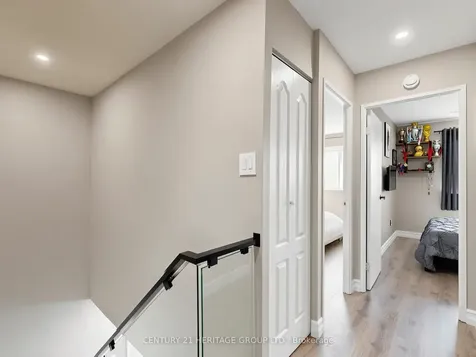 2001 Bonnymede Drive Mississauga ON L5J 4H8