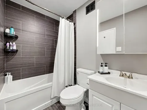 2001 Bonnymede Drive Mississauga ON L5J 4H8