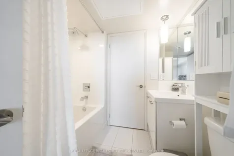 1 Valhalla Inn Road Toronto ON M9B 1S9