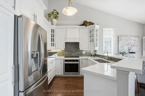 2258 Turnberry Road Burlington ON L7M 4S6