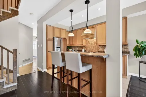2238 Stone Glen Crescent Oakville ON L6M 5G6