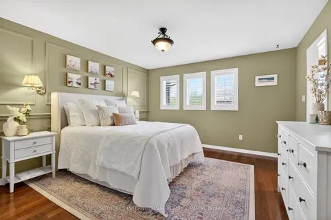 2238 Stone Glen Crescent Oakville ON L6M 5G6