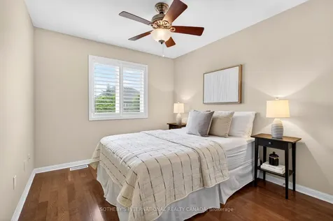 2238 Stone Glen Crescent Oakville ON L6M 5G6