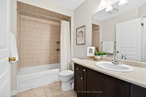 2238 Stone Glen Crescent Oakville ON L6M 5G6