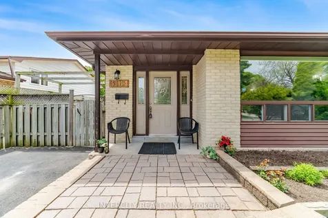 3164 Gwendale Crescent Mississauga ON L5A 3B4