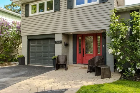1487 Rusholme Crescent Burlington ON L7M 1M4