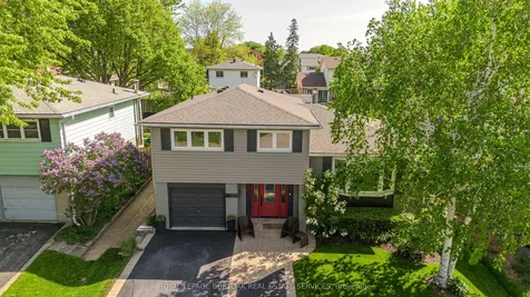 1487 Rusholme Crescent Burlington ON L7M 1M4