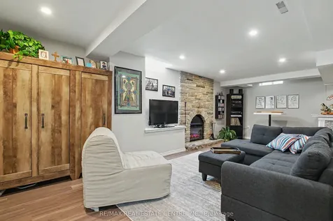 260 Coxe Boulevard Milton ON L9T 4K8