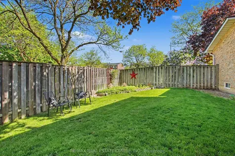 260 Coxe Boulevard Milton ON L9T 4K8