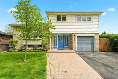 731 Mullin Way Burlington ON L7L 4J8