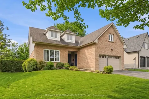 212 Digby Road Oakville ON L6J 6C7
