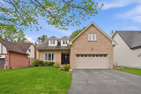 212 Digby Road Oakville ON L6J 6C7