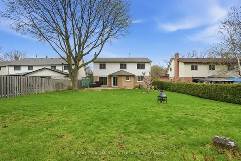 212 Digby Road Oakville ON L6J 6C7
