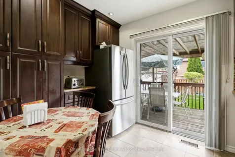 52 Royal Orchard Drive Brampton ON L6X 4M4