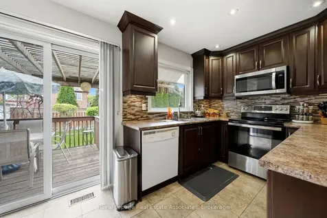 52 Royal Orchard Drive Brampton ON L6X 4M4