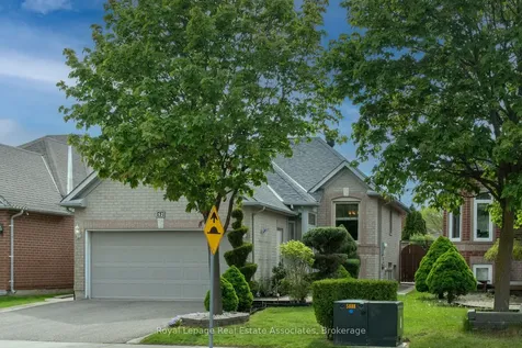 52 Royal Orchard Drive Brampton ON L6X 4M4