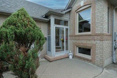 52 Royal Orchard Drive Brampton ON L6X 4M4