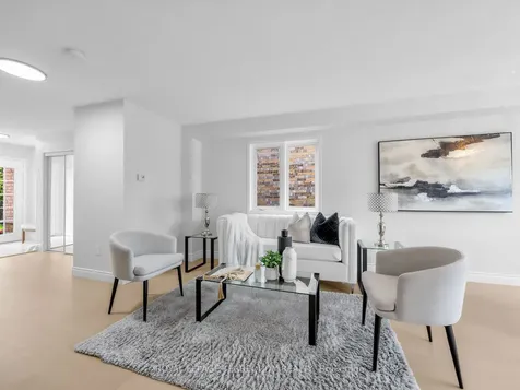 3699 Golden Locust Drive Mississauga ON L5N 8N8