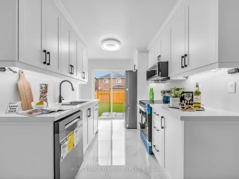 3699 Golden Locust Drive Mississauga ON L5N 8N8