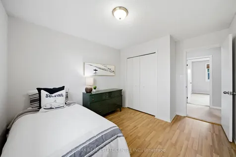 3124 Driftwood Drive Burlington ON L7M 3C9