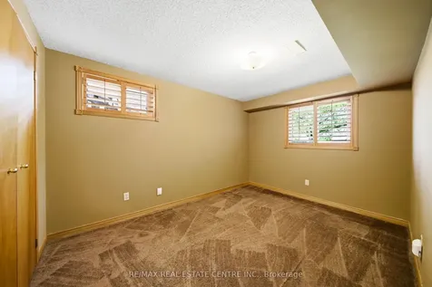3124 Driftwood Drive Burlington ON L7M 3C9