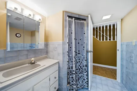 3124 Driftwood Drive Burlington ON L7M 3C9
