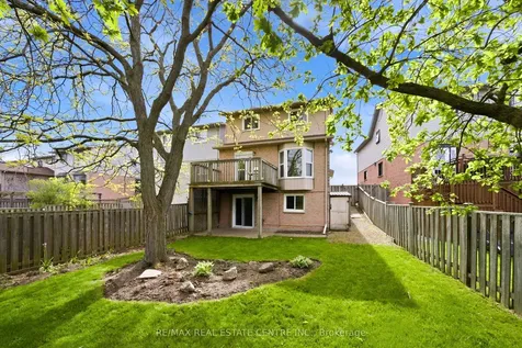 3124 Driftwood Drive Burlington ON L7M 3C9