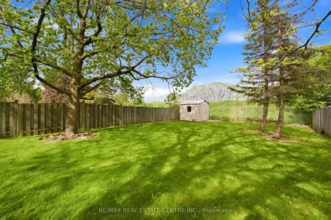 3124 Driftwood Drive Burlington ON L7M 3C9