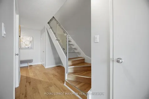 200 Manitoba Street Toronto ON M8Y 3Y9