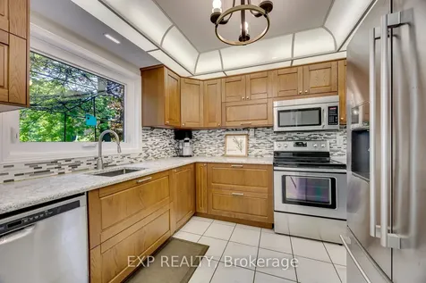 20 London Lane Brampton ON L6S 5V5