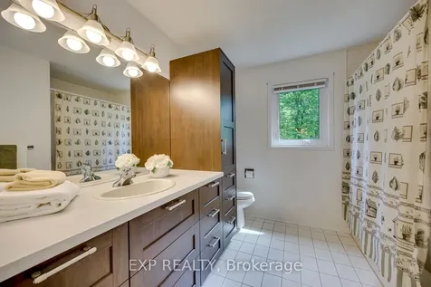 20 London Lane Brampton ON L6S 5V5