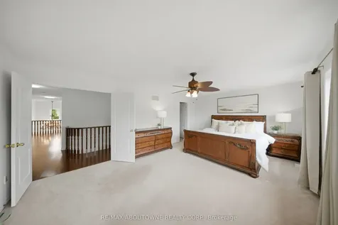 3071 Jenn Avenue Burlington ON L7M 0C7