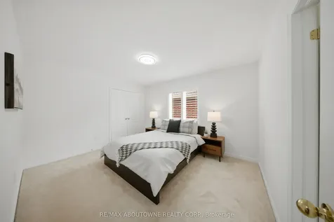 3071 Jenn Avenue Burlington ON L7M 0C7
