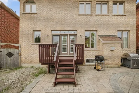 3071 Jenn Avenue Burlington ON L7M 0C7