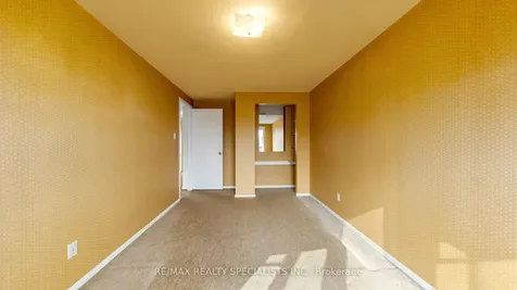 2538 Barcella Crescent Mississauga ON L5K 1E2