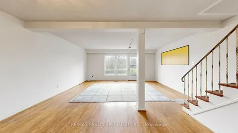 2538 Barcella Crescent Mississauga ON L5K 1E2