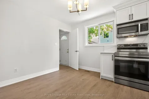 2663 Widemarr Road Mississauga ON L5J 1M5