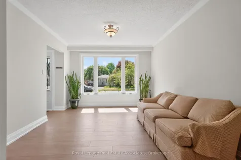 2663 Widemarr Road Mississauga ON L5J 1M5
