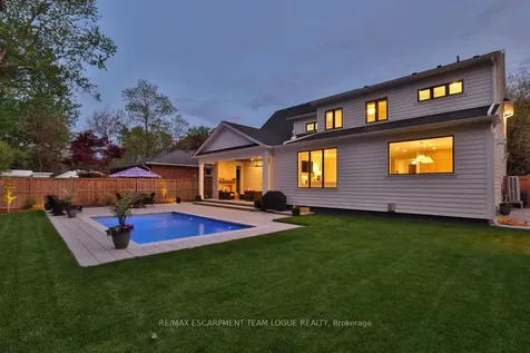 227 Tuck Drive Burlington ON L7L 2P9