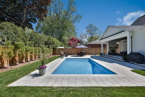 227 Tuck Drive Burlington ON L7L 2P9
