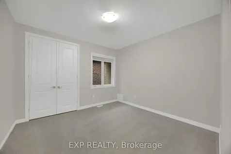 34 Carnegie Drive Oakville ON L6H 0V8