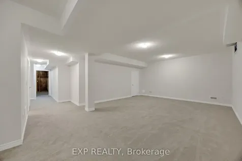 34 Carnegie Drive Oakville ON L6H 0V8