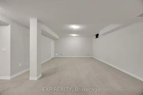 34 Carnegie Drive Oakville ON L6H 0V8