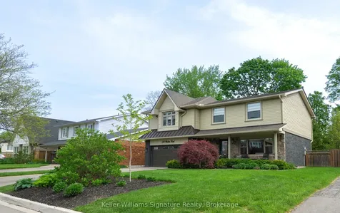 503 Wicklow Road Burlington ON L7L 2J1